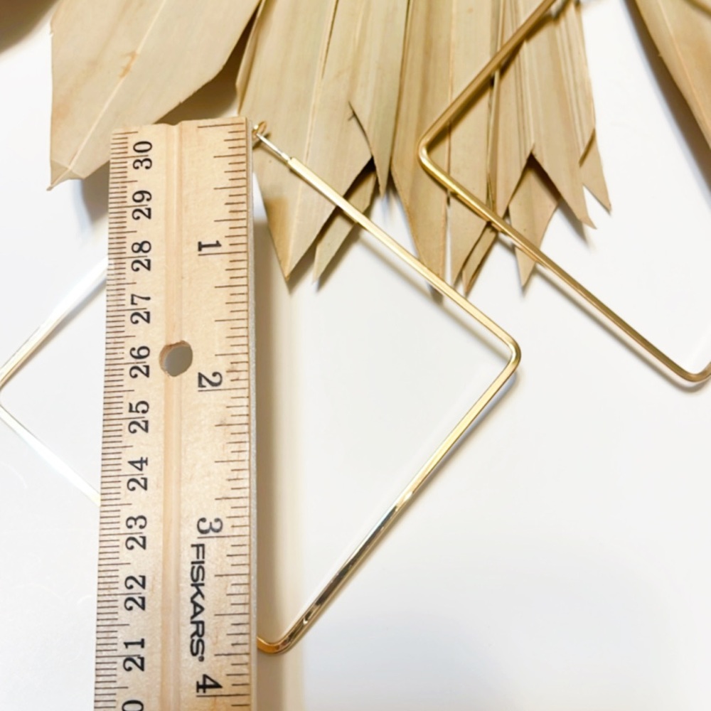 hoop earrings - Picture 5 of 5